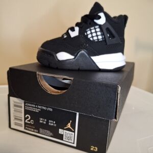 NIB Toddler Jordan 4 Retro 'White Thunder Size 2C